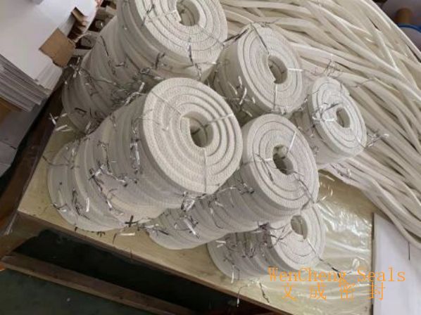 100% Braided PTFE Packing (45 degree Cut)